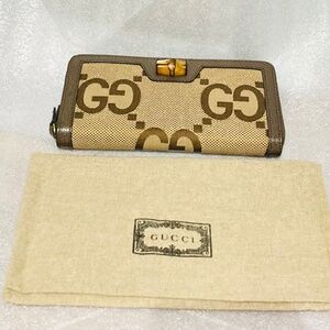 Authentic Gucci Continental Wallet Diana GG Jumbo Bamboo Brown Round Zipper